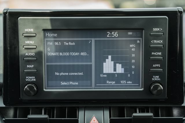 Used 2019 Toyota RAV4 LE w/ All Weather Liner Package AWD/4WD image 20