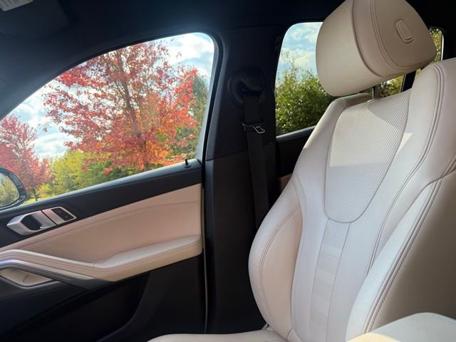 Used 2022 BMW X6 xDrive40i image 12