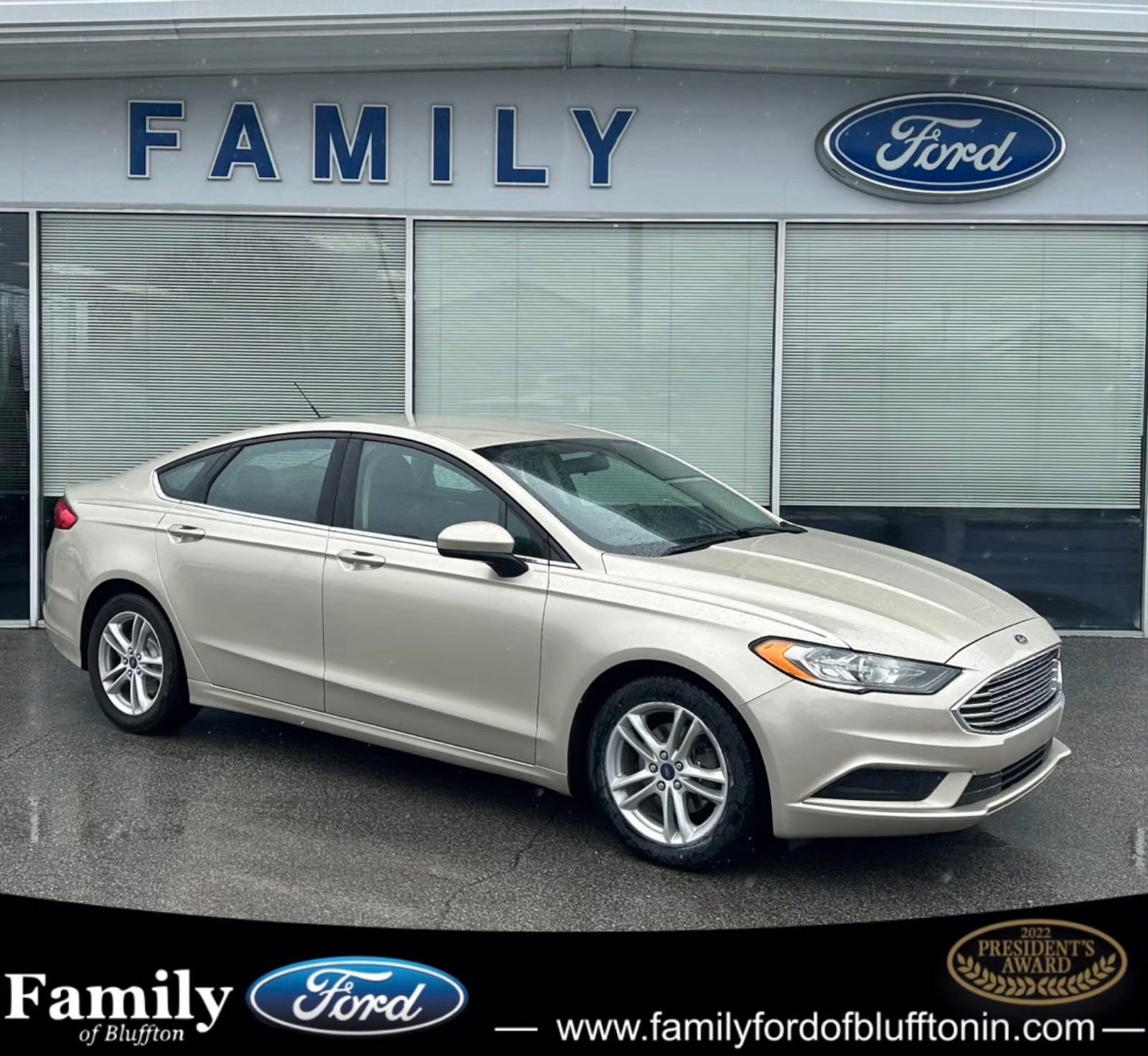 Used 2018 Ford Fusion SE w/ Fusion SE Technology Package image 1