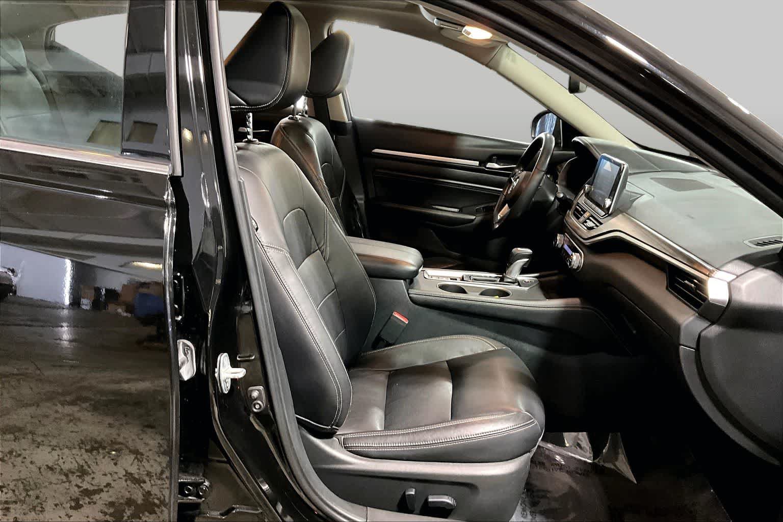 Used 2019 Nissan Altima 2.5 Platinum FWD image 8