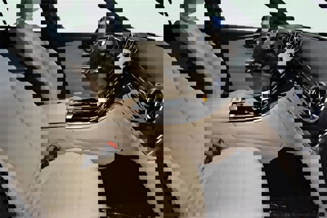 New 2025 Mercedes-Benz GLC 300 4MATIC image 21