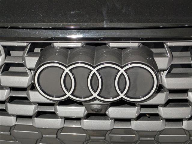 Certified 2025 Audi Q5 Premium w/ Convenience Package image 29