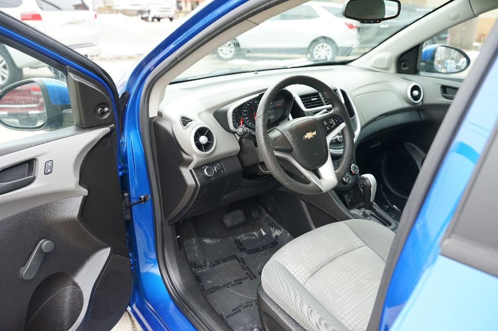 Used 2017 Chevrolet Sonic LS image 8