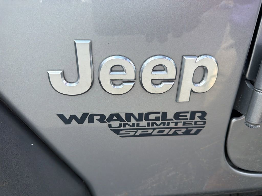 Used 2021 Jeep Wrangler Unlimited Sport image 10