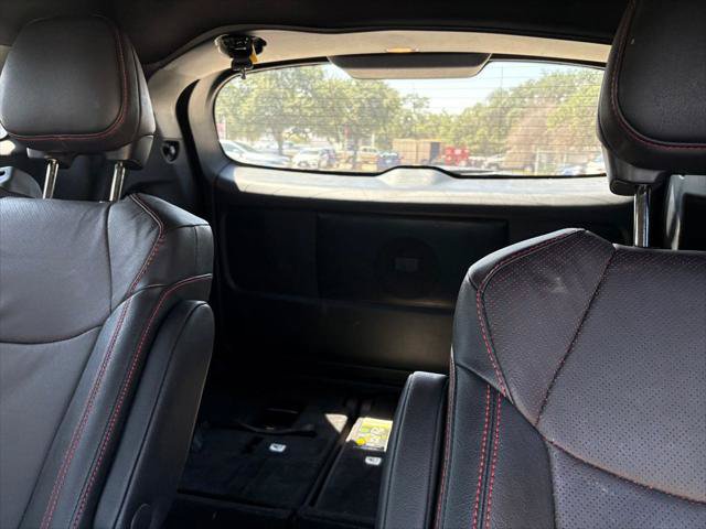 Certified 2025 Toyota Sienna XSE w/ XSE Premium Package AWD/4WD image 14