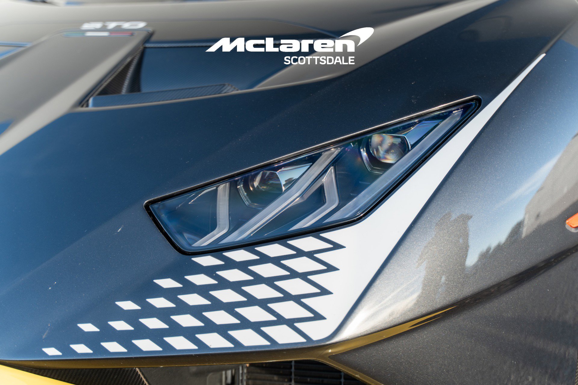 Used 2022 Lamborghini Huracan STO image 15