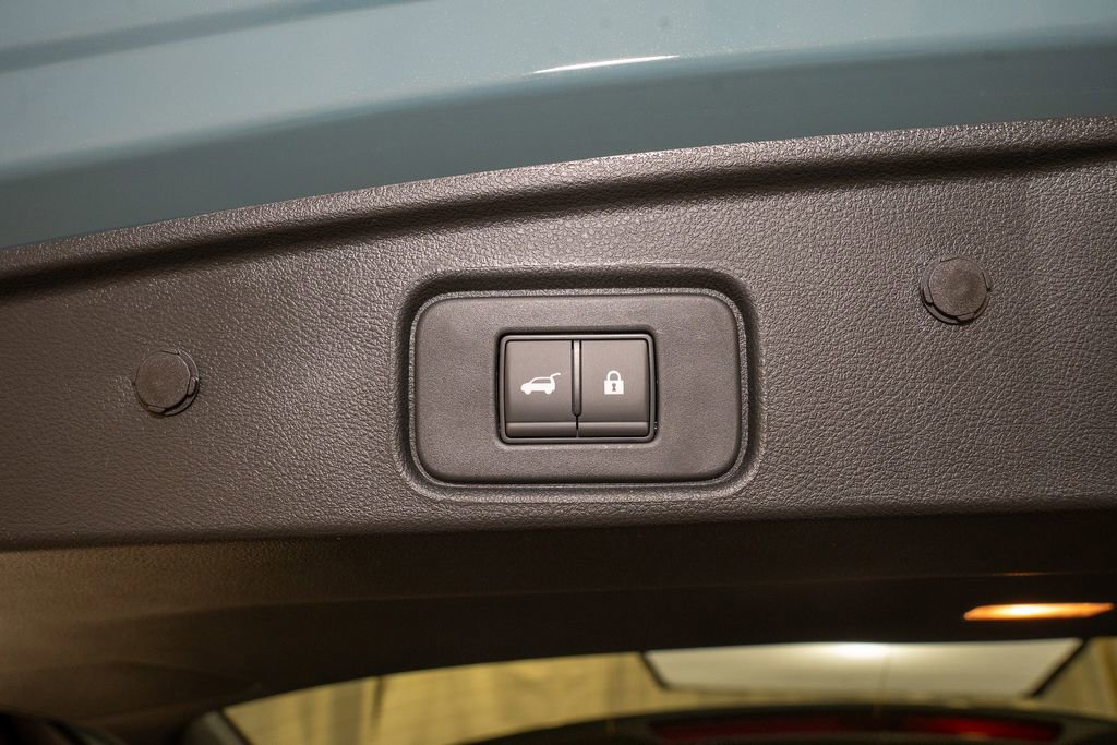 New 2026 Nissan Pathfinder SL image 7