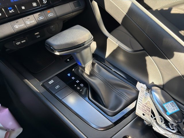 Certified 2025 Hyundai Elantra Sport image 29