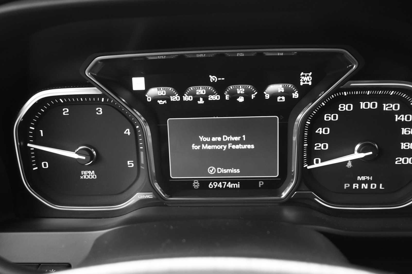Used 2020 GMC Sierra 2500 Denali w/ Denali Ultimate Package AWD/4WD image 27