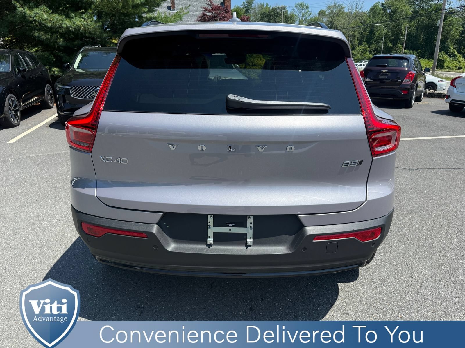 New 2026 Volvo XC40 B5 Core w/ Protection Package Premier AWD/4WD image 7