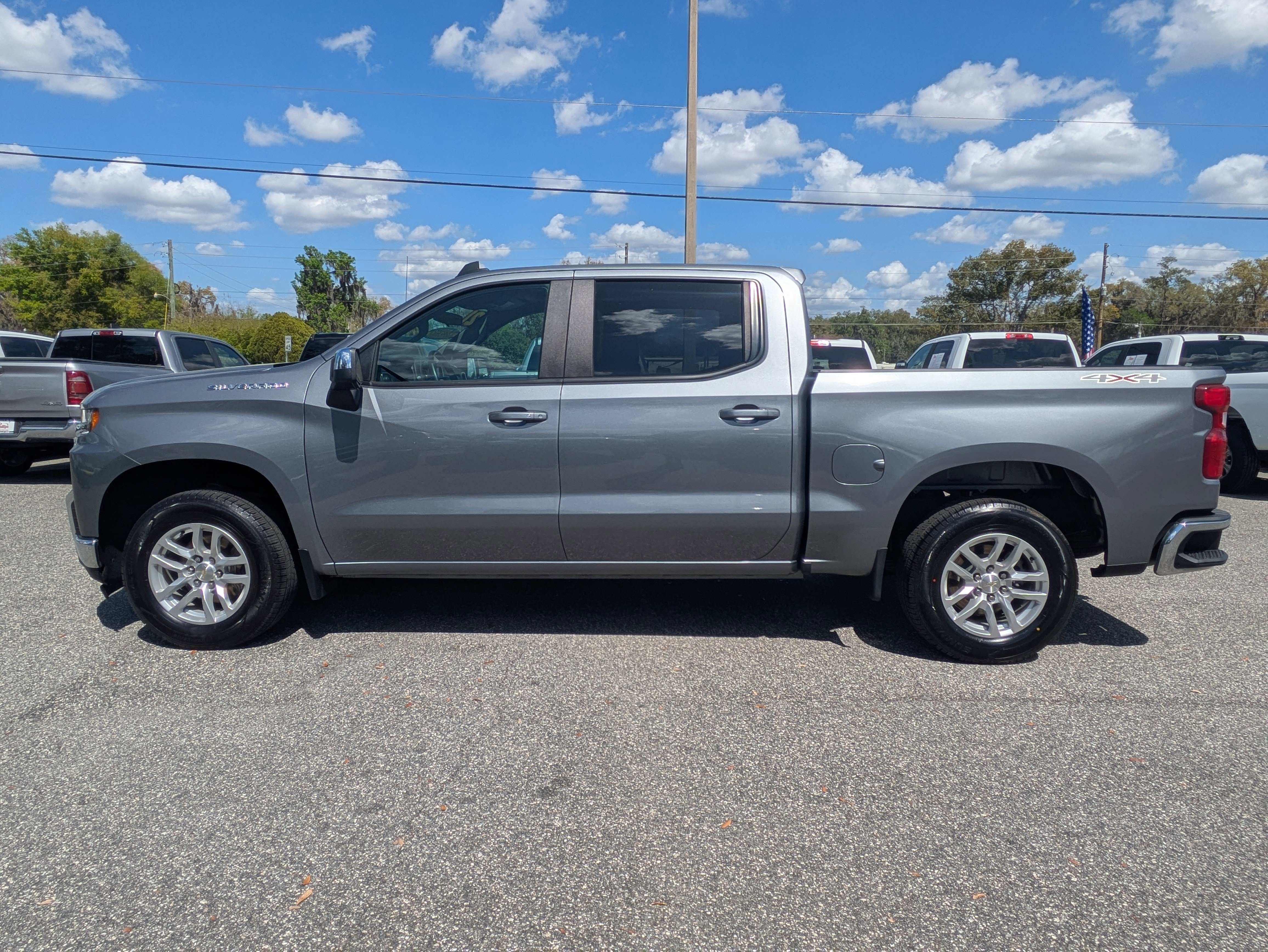 Used 2021 Chevrolet Silverado 1500 LT image 18