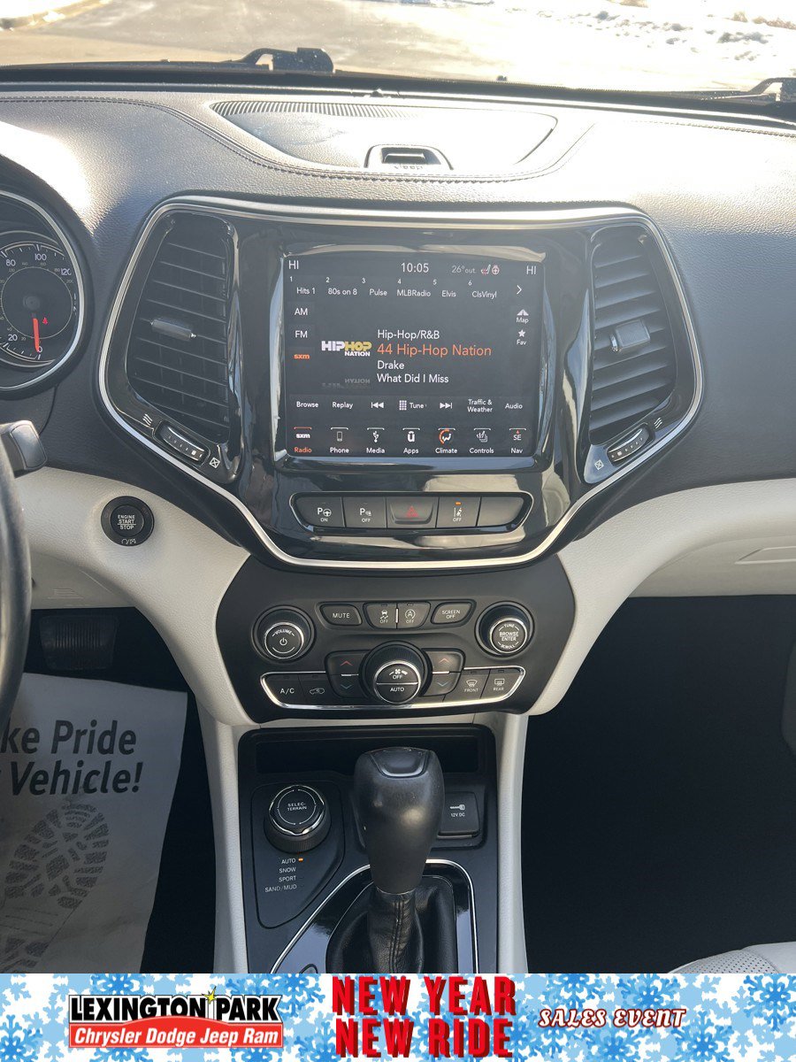 Used 2019 Jeep Cherokee Limited w/ Technology Group image 20