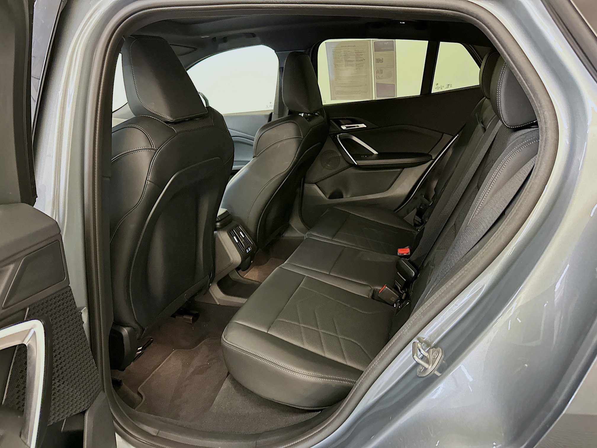 Used 2025 BMW X2 xDrive28i image 29