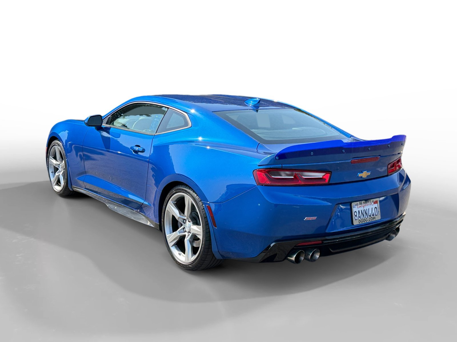 Used 2018 Chevrolet Camaro SS RWD image 3