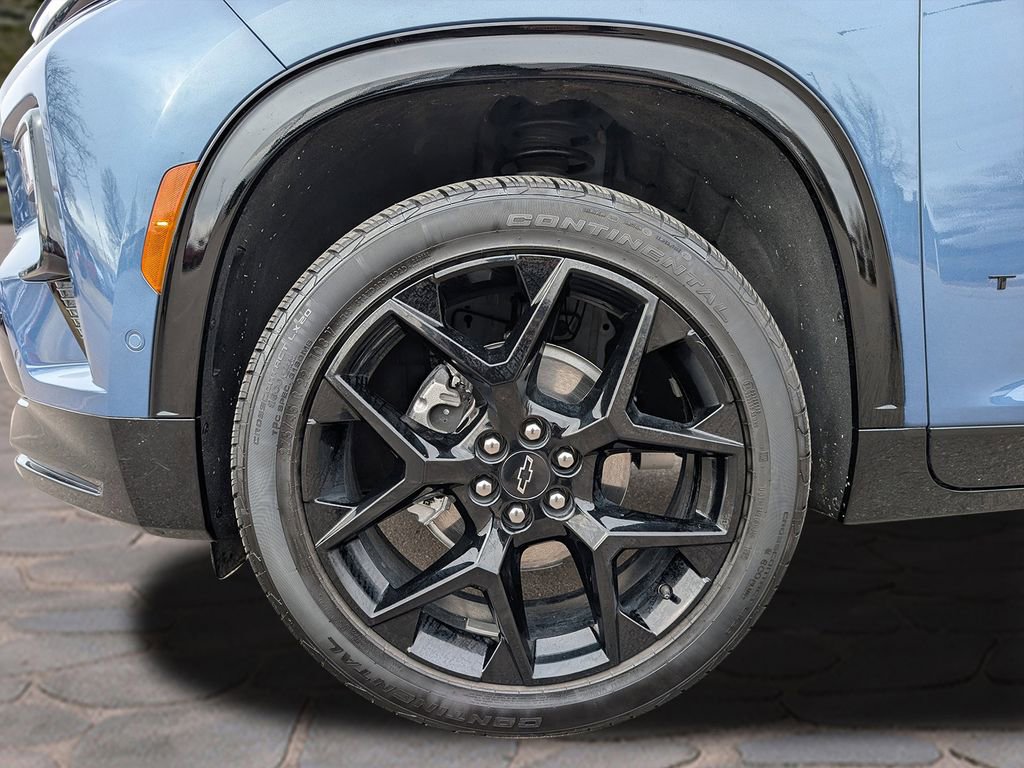 Used 2025 Chevrolet Traverse RS w/ LPO, Floor Liner Package image 10