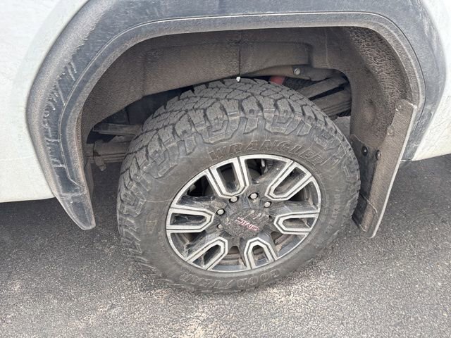 Used 2025 GMC Sierra 3500 SLE w/ SLE Value Package image 14