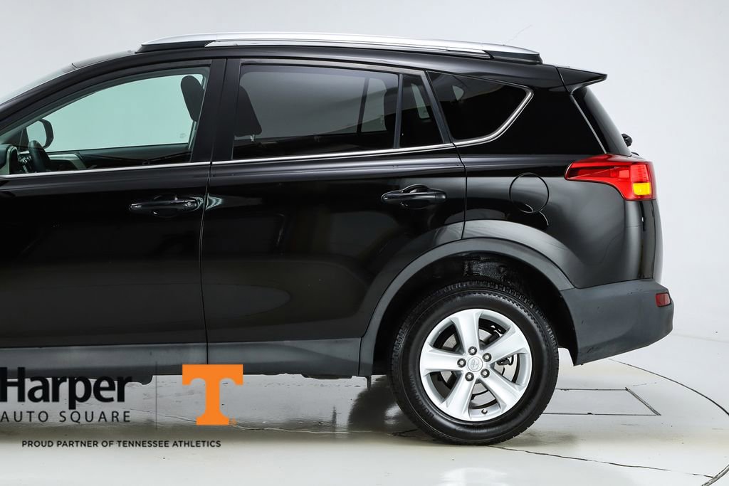 Used 2013 Toyota RAV4 XLE image 4