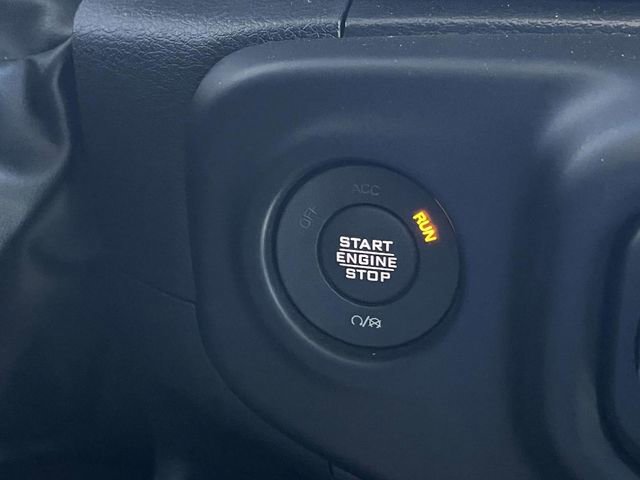 Used 2023 Jeep Gladiator Mojave AWD/4WD image 33