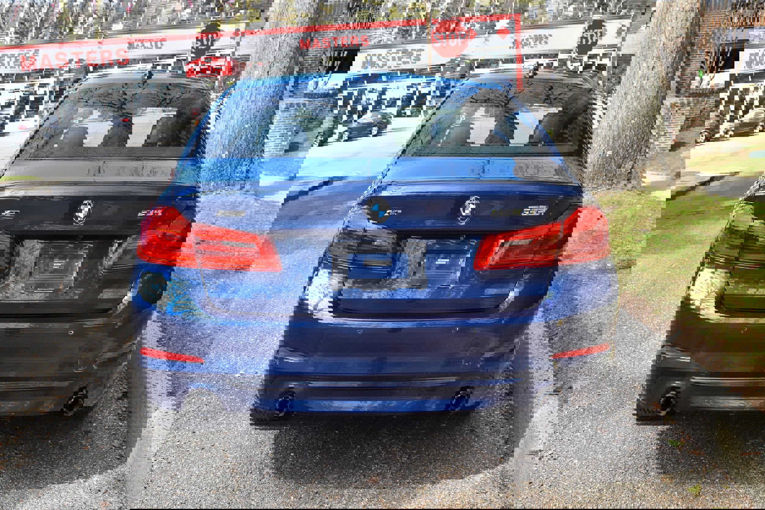 Used 2019 BMW 530i xDrive w/ Convenience Package image 6