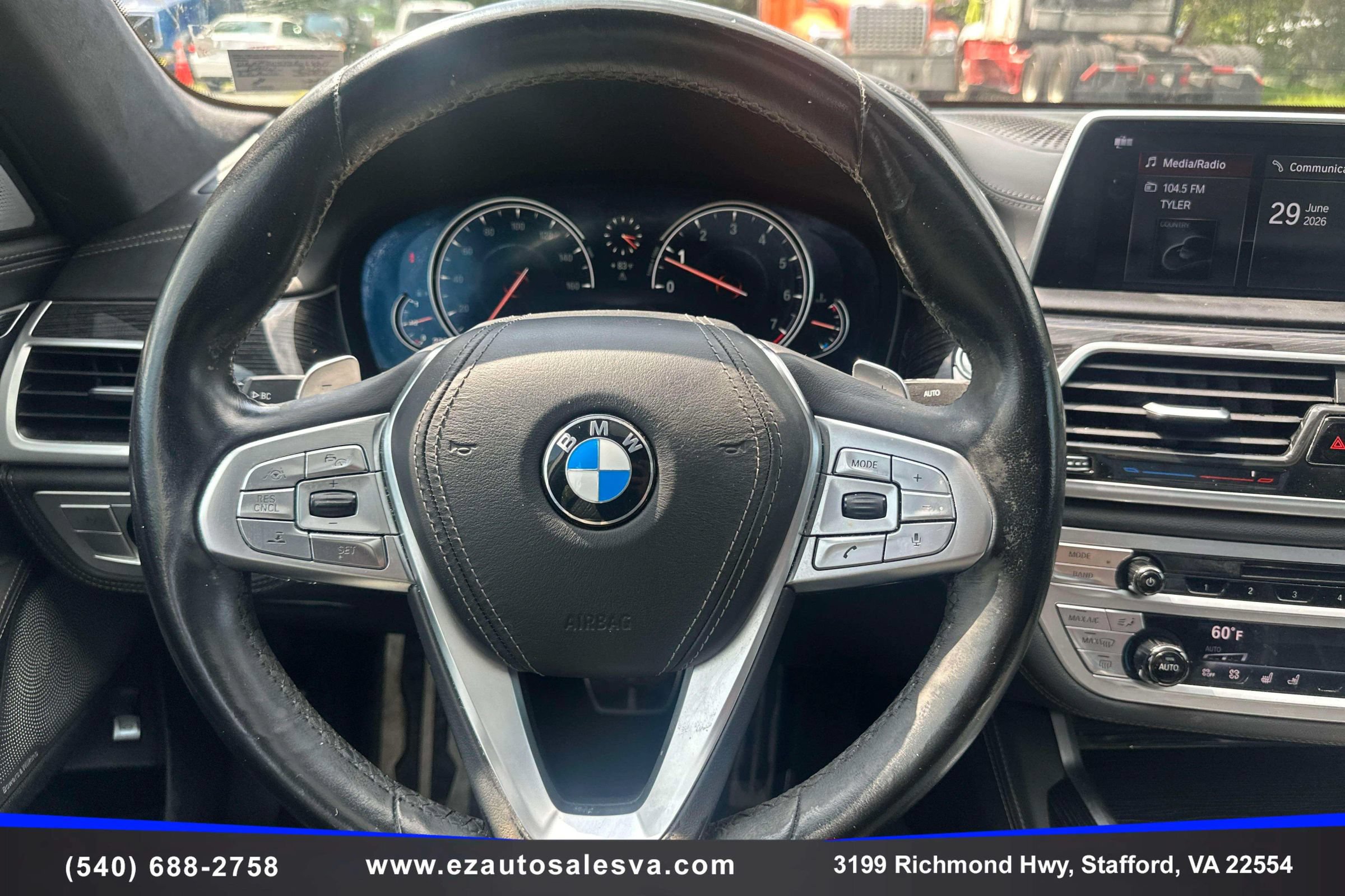 Used 2018 BMW 750i xDrive AWD/4WD image 27