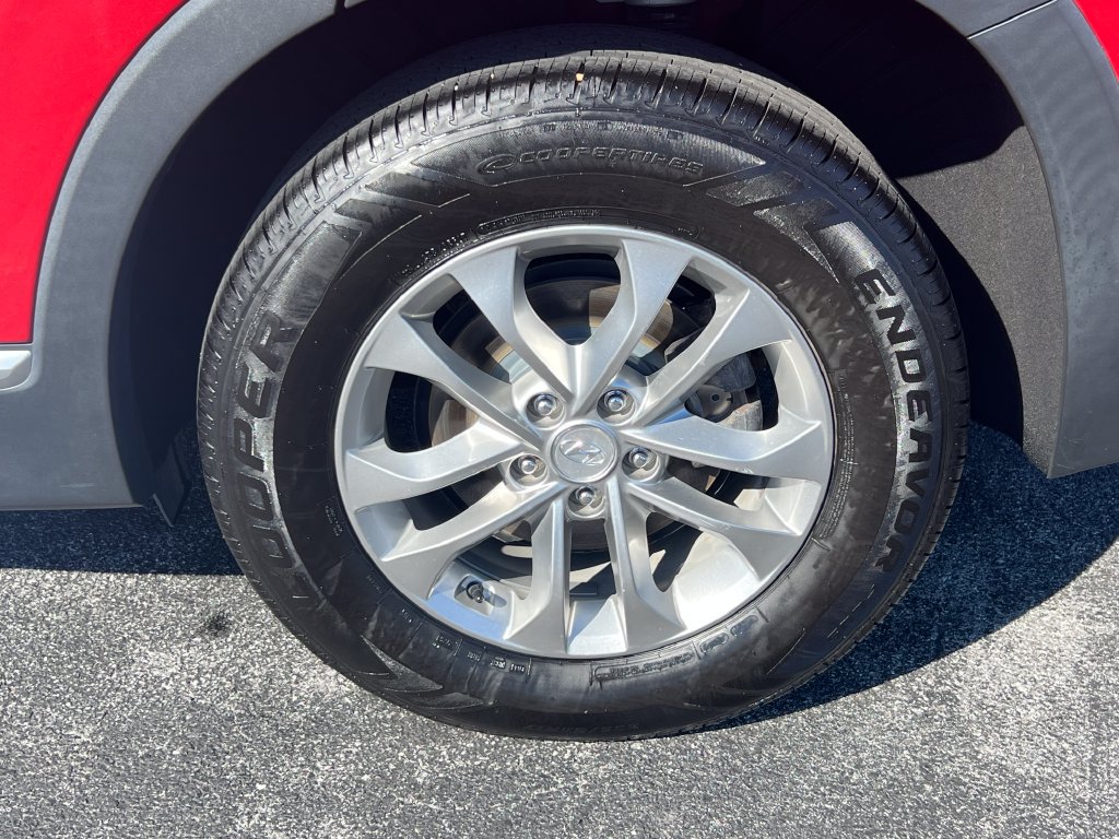 Used 2019 Hyundai Santa Fe SE AWD/4WD image 15