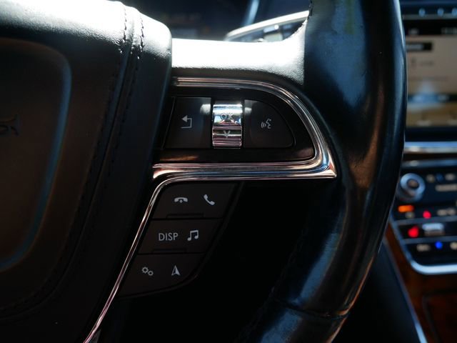 Used 2017 Lincoln Continental Select FWD image 18