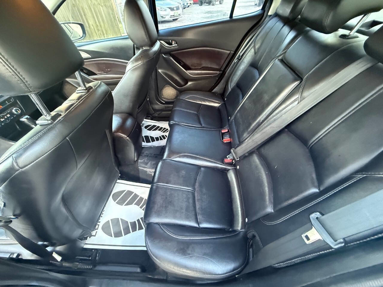 Used 2018 MAZDA MAZDA3 Touring image 22