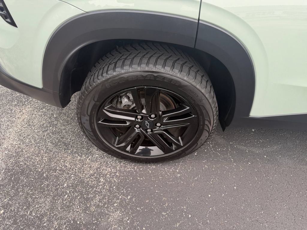 Certified 2024 Chevrolet Trax ACTIV w/ Sunroof Package FWD image 29