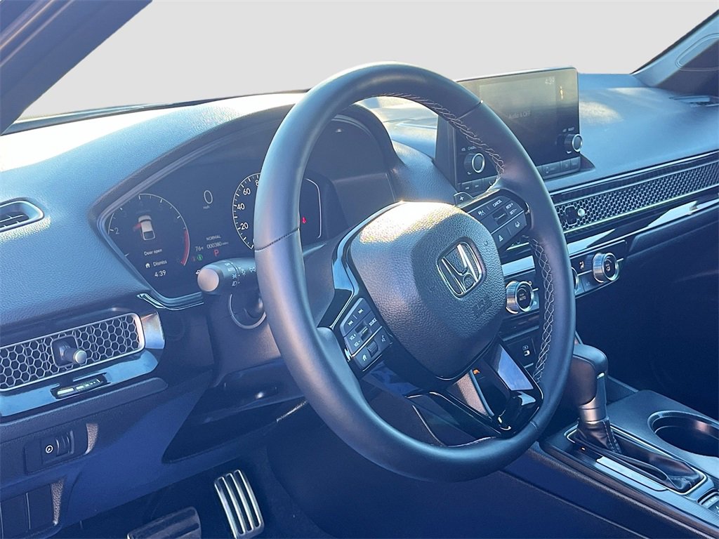Used 2025 Honda Civic Sport image 9