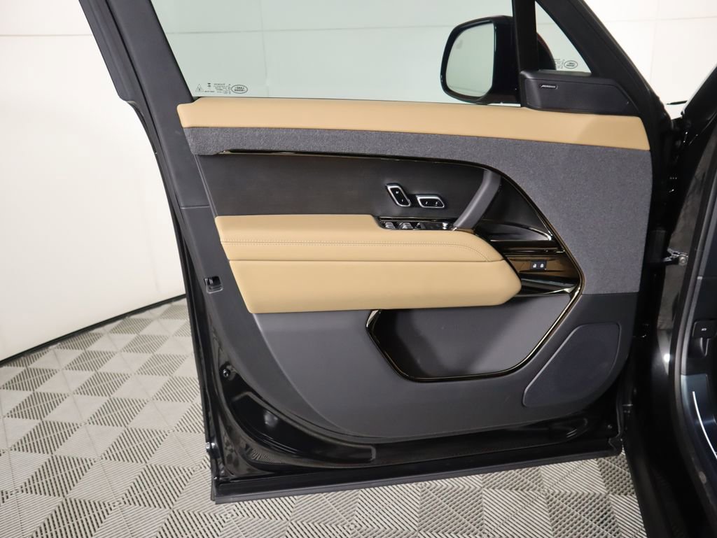 New 2026 Land Rover Range Rover Sport SE image 26