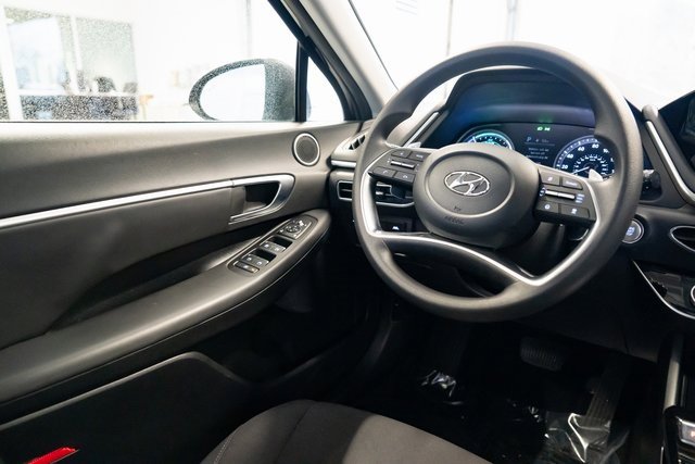 Used 2022 Hyundai Sonata Blue image 11