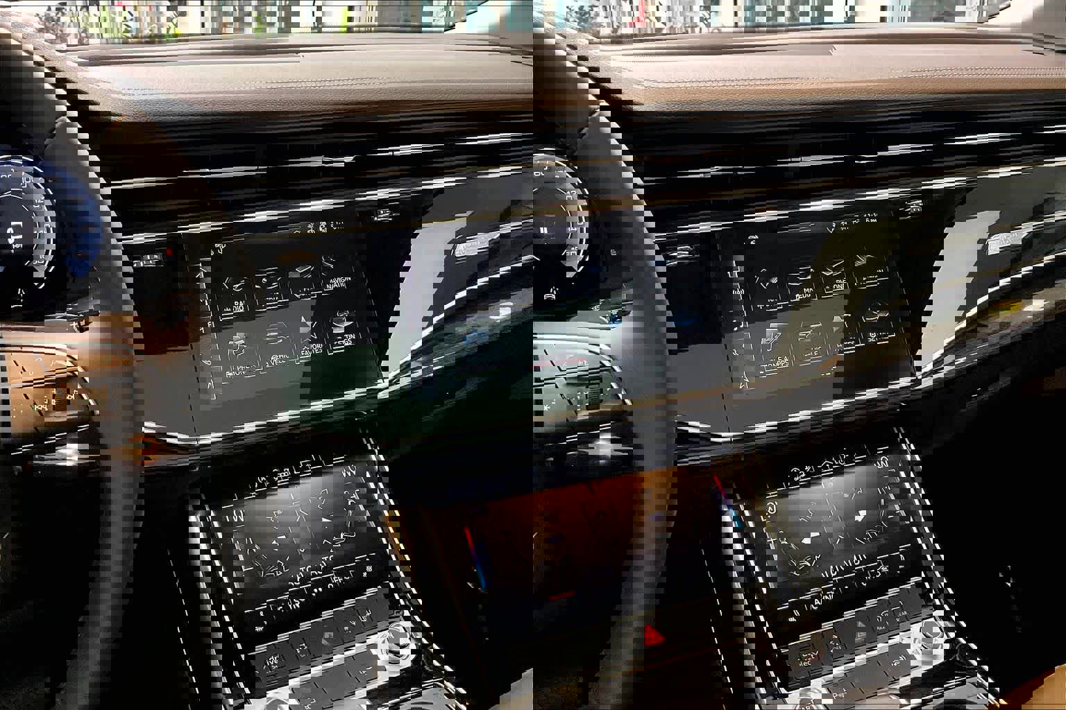 Certified 2023 Audi Q7 2.0T Premium w/ Convenience Package AWD/4WD image 7