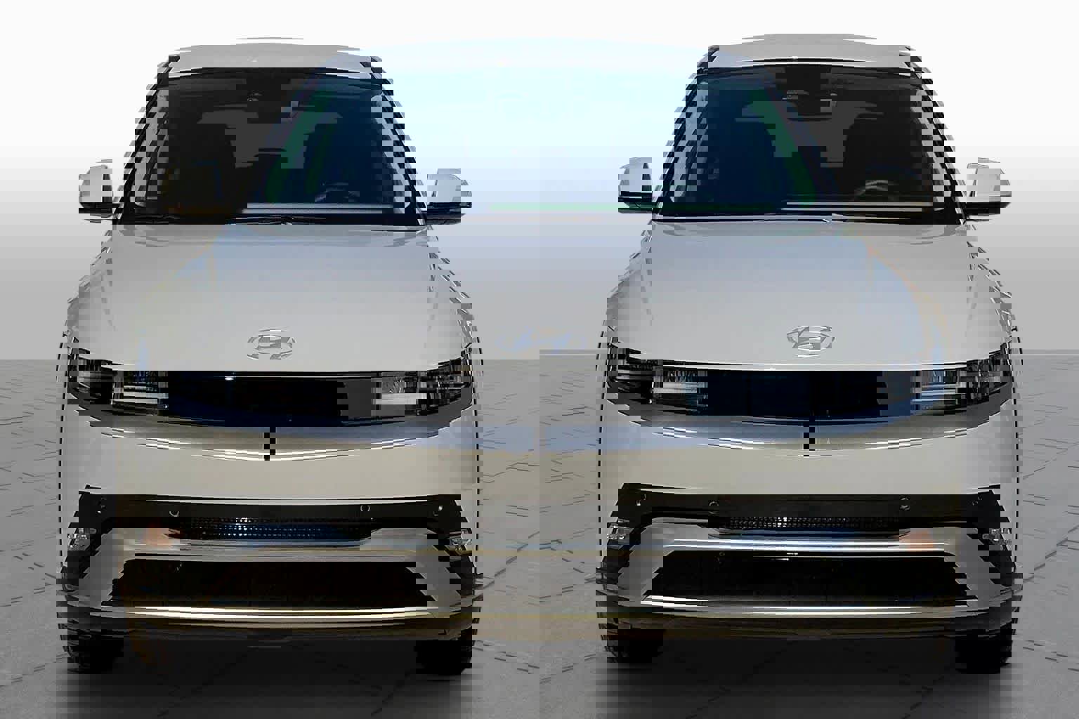 Certified 2026 Hyundai Ioniq 5 SE image 3