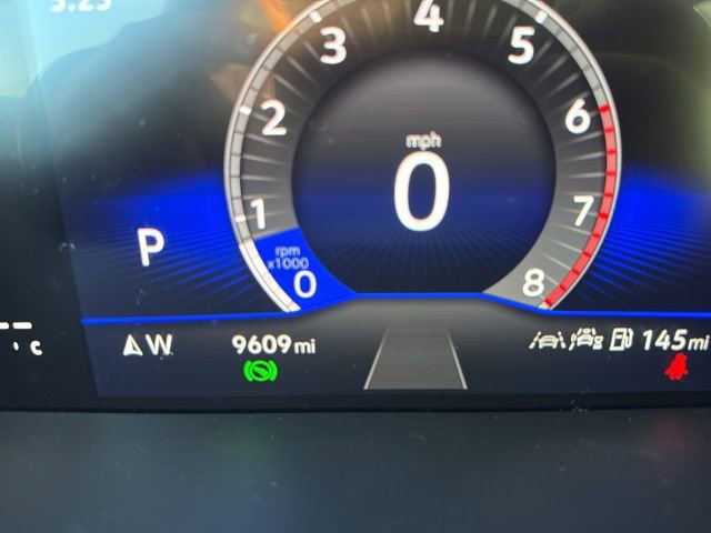 Used 2025 Volkswagen Taos SE image 7