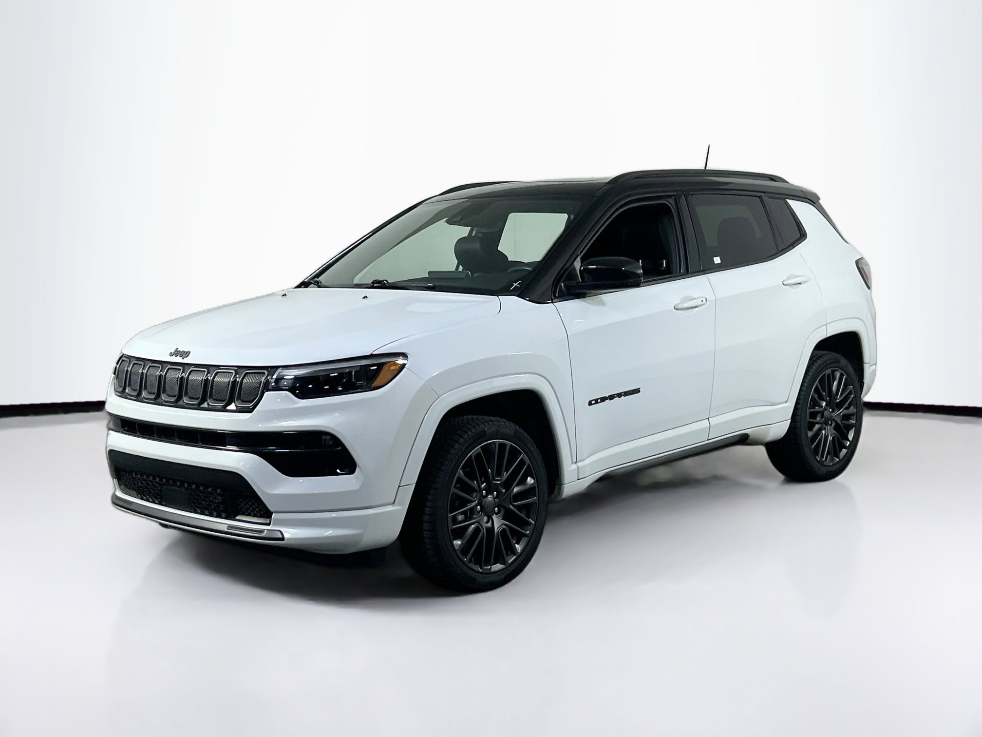 Used 2022 Jeep Compass High Altitude video 1