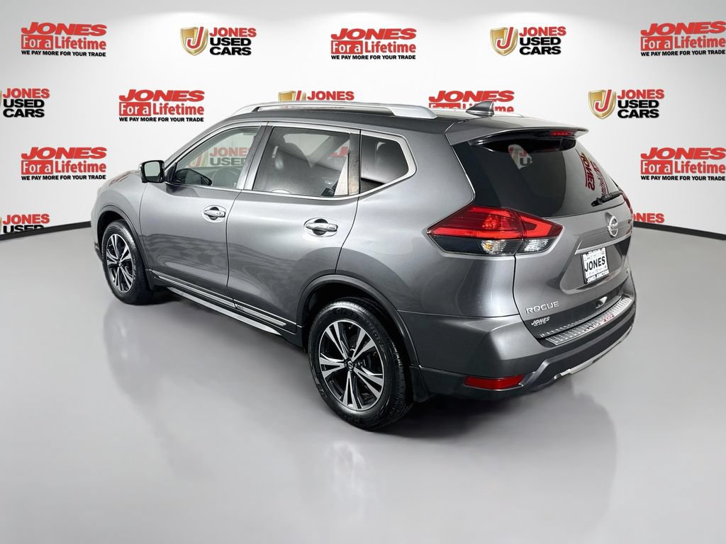 Used 2017 Nissan Rogue SL w/ SL Premium Package AWD/4WD image 2