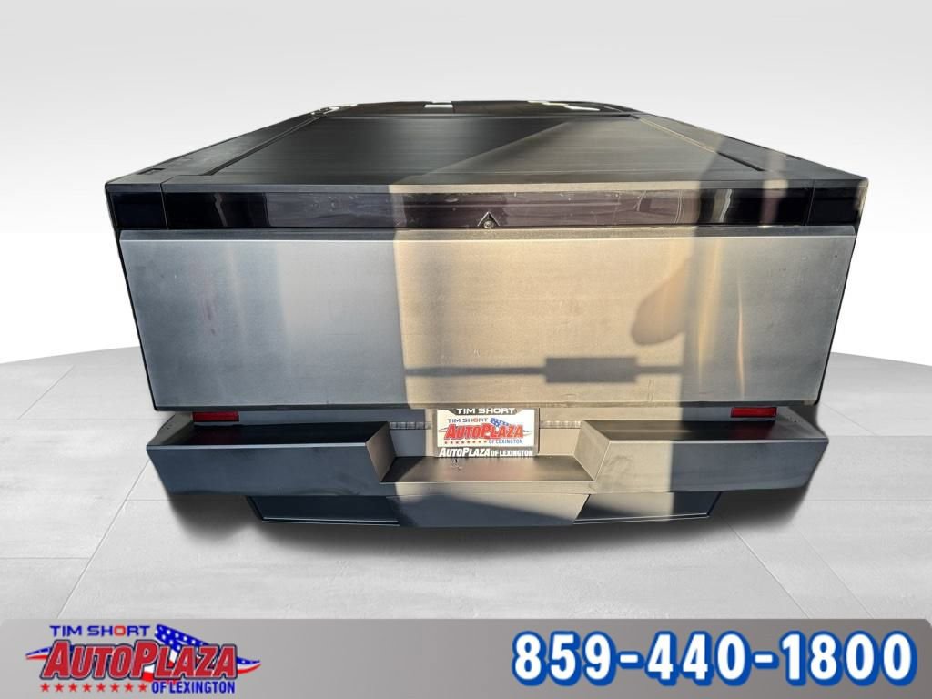 Used 2024 Tesla Cybertruck AWD Crew Cab image 11