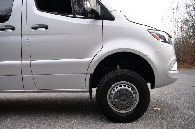 Used 2023 Mercedes-Benz Sprinter 3500 w/ Parking Package image 41