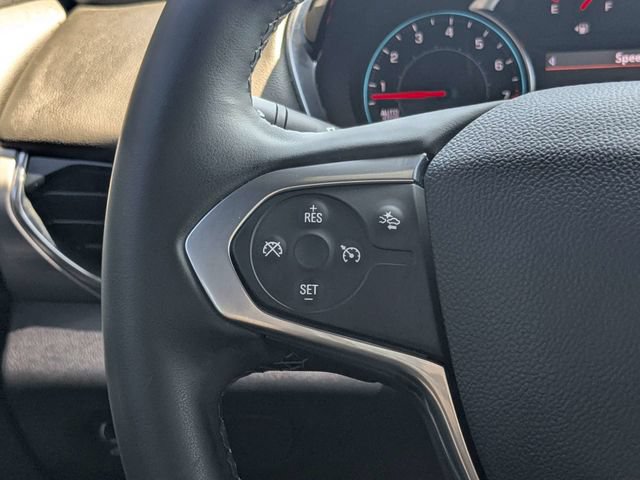 Used 2023 Chevrolet Traverse LT FWD image 24