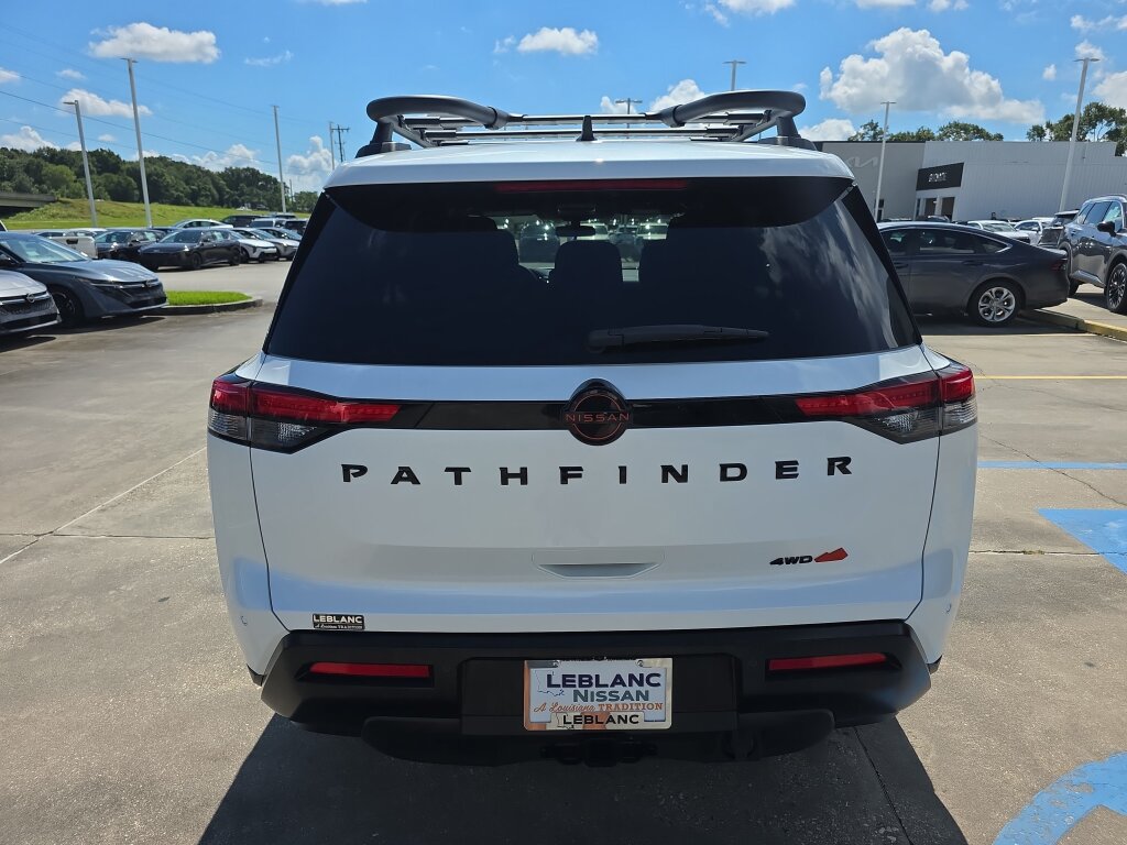 New 2026 Nissan Pathfinder Rock Creek AWD/4WD image 2