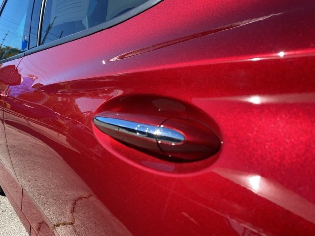 Used 2025 Buick Encore GX Avenir image 23