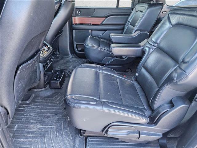 Used 2021 Lincoln Navigator L Reserve image 15