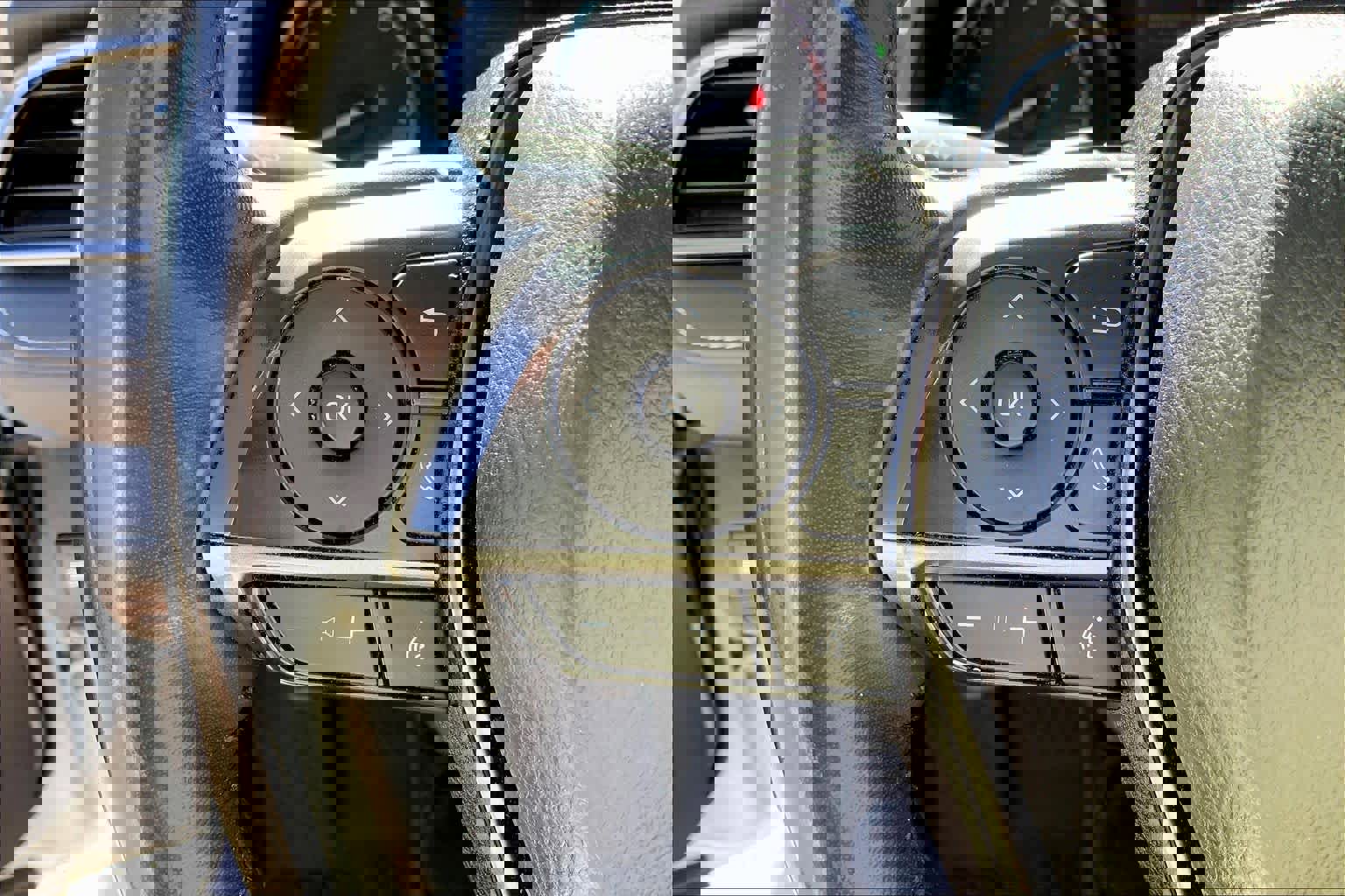 Used 2024 Toyota Camry SE w/ Convenience Package image 22