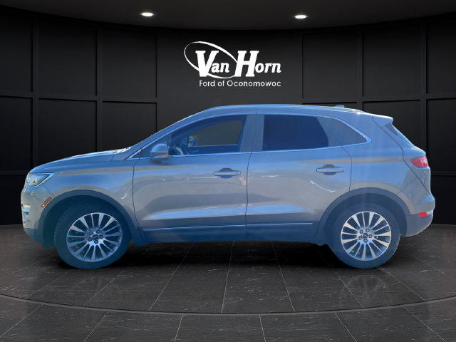 Used 2017 Lincoln MKC Reserve AWD/4WD image 4