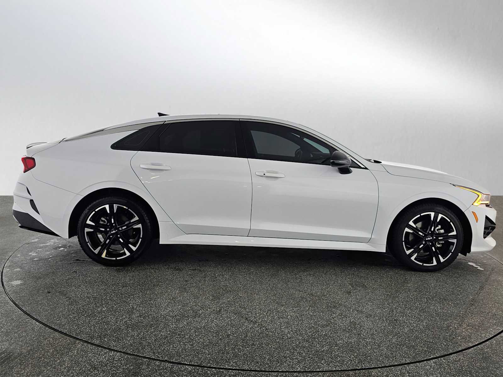 Used 2024 Kia K5 GT-Line FWD image 2