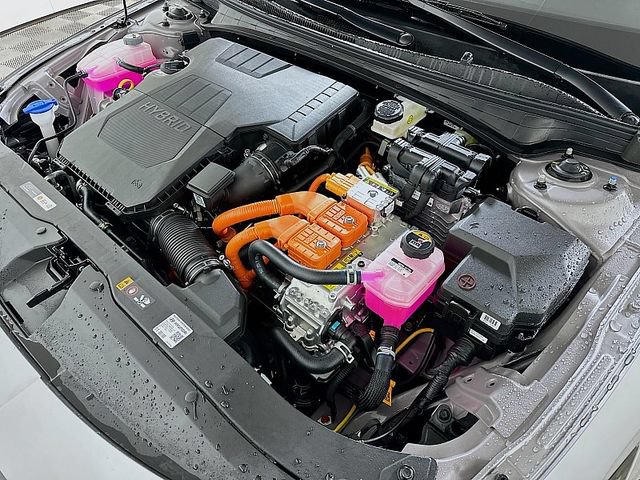 Used 2026 Hyundai Elantra Hybrid FWD image 21