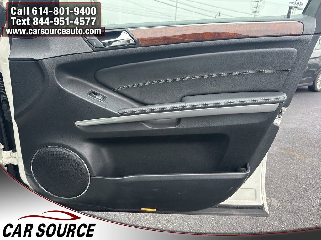 Used 2011 Mercedes-Benz GL 450 4MATIC image 32