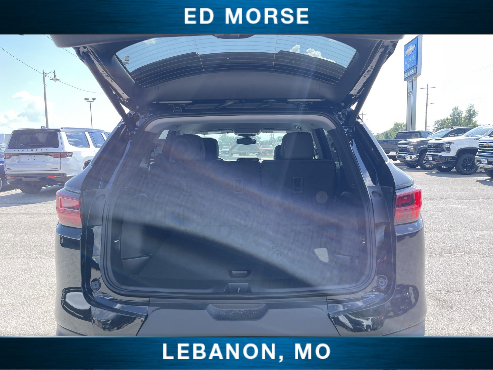 Used 2025 Chevrolet Blazer LT w/ Redline Edition image 24