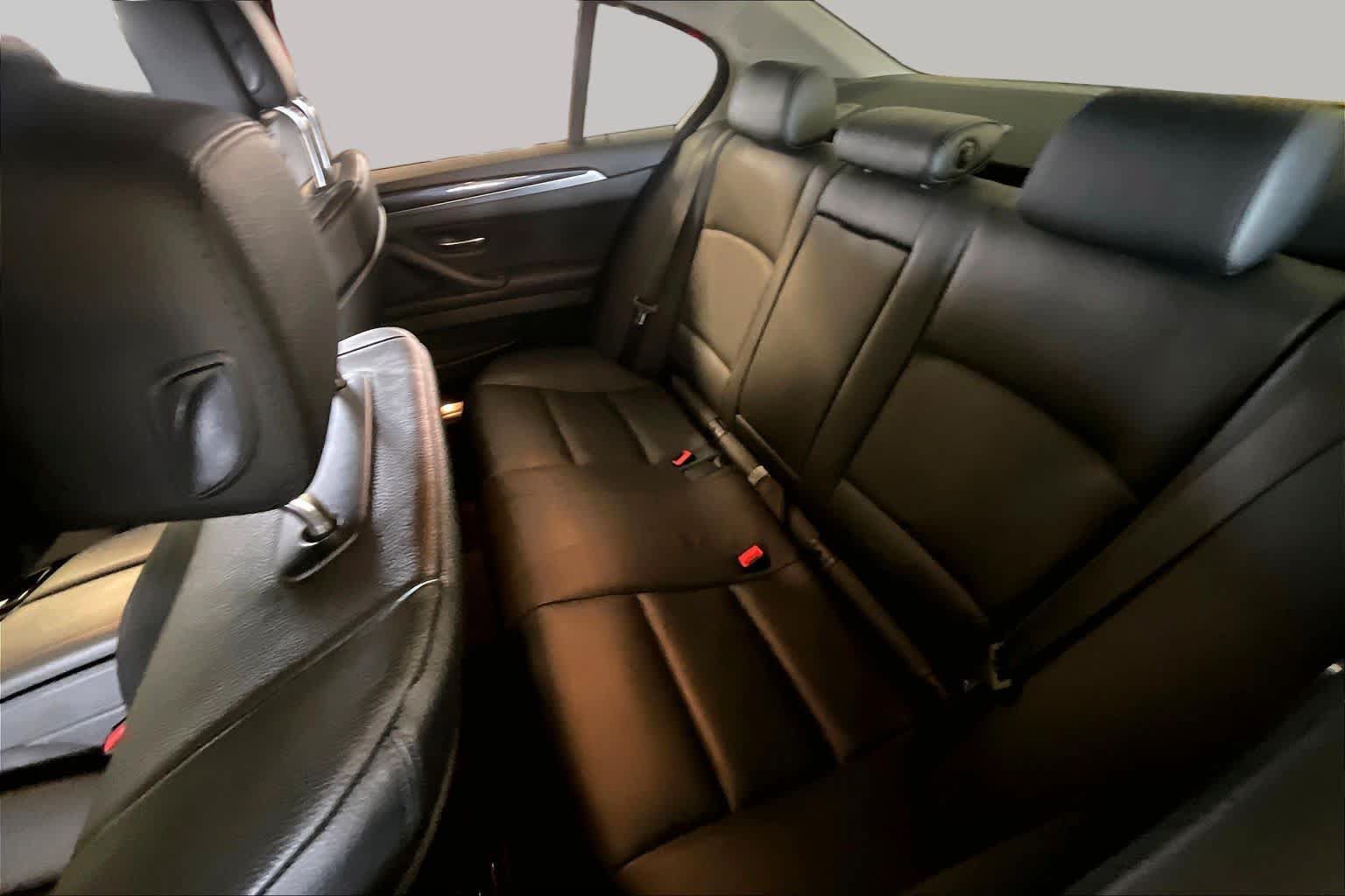 Used 2012 BMW 535i xDrive Sedan AWD/4WD image 18