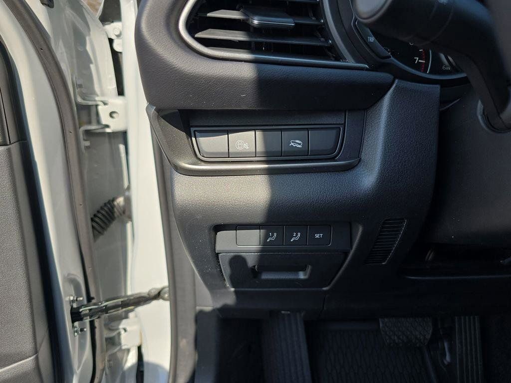 New 2026 MAZDA CX-30 AWD 2.5 S w/ Select Sport Pkg image 34